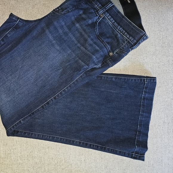 Classic Blue Women's Jeans - Picture 6 of 6